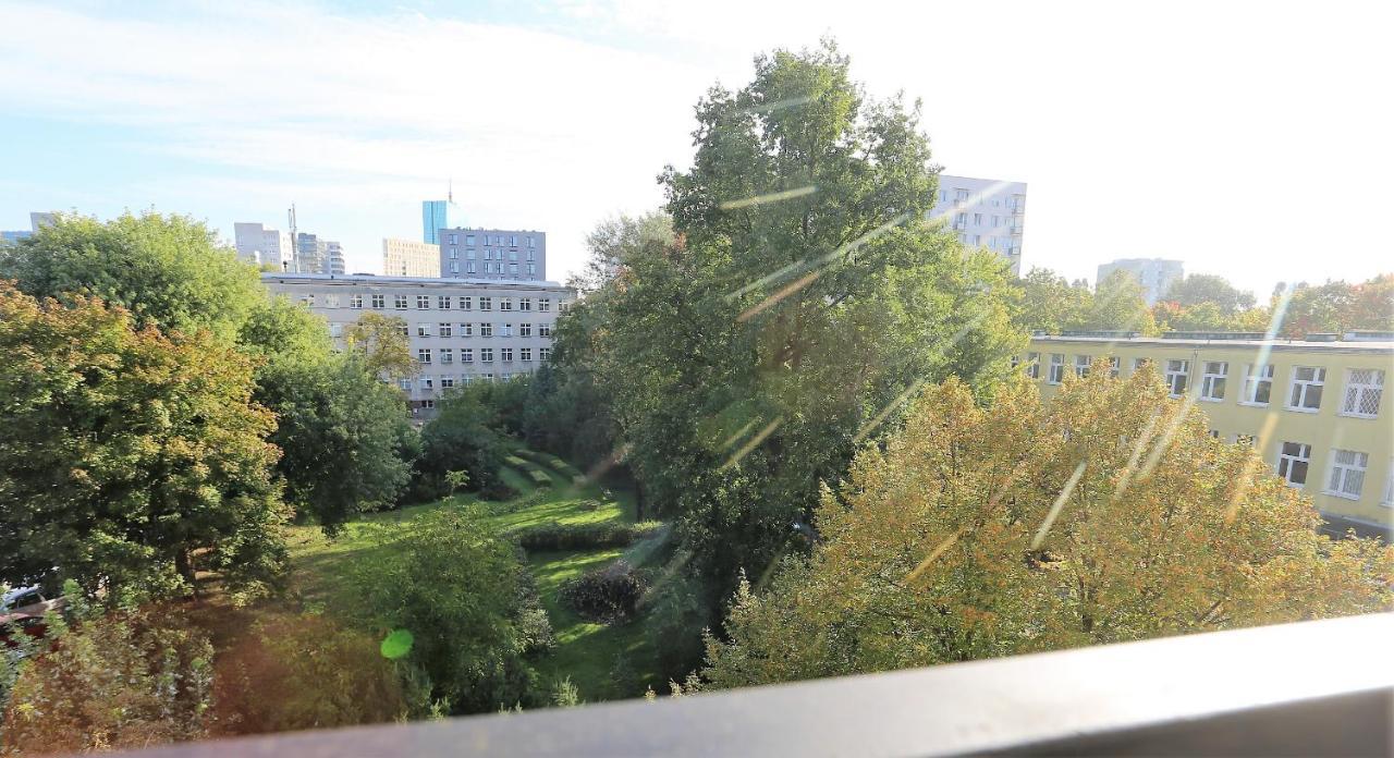 Apartament Mgm Karmelicka Varsavia Esterno foto